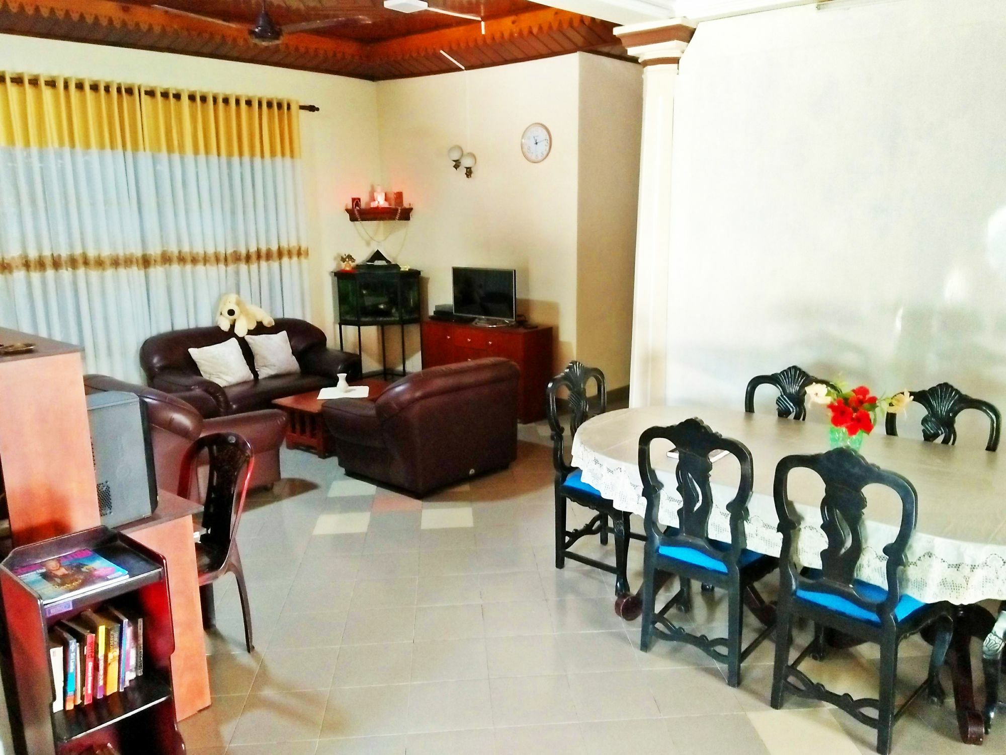 Ruslanka Homestay Ettukala Esterno foto